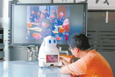 金湾三木科技智能教育机器人即将投入量产